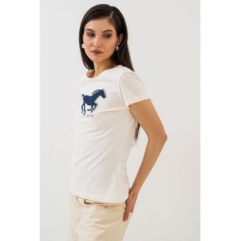 Tricou cu decolteu la baza gatului si logo