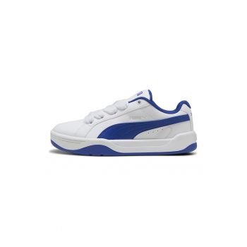 Pantofi sport cu sireturi
