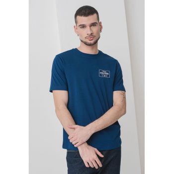 Tricou cu decolteu la baza gatului si logo