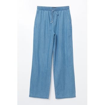 Pantaloni din material chambray cu croiala dreapta