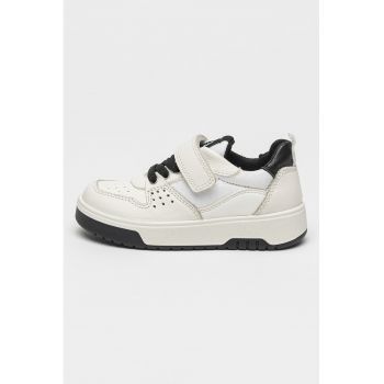 Pantofi sport cu benzi velcro