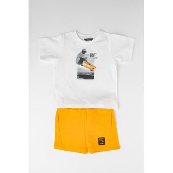 Set de tricou cu imprimeu si pantaloni scurti - 2 piese