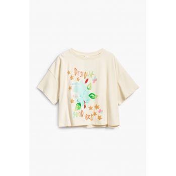 Tricou cu decolteu la baza gatului cu imprimeu grafic