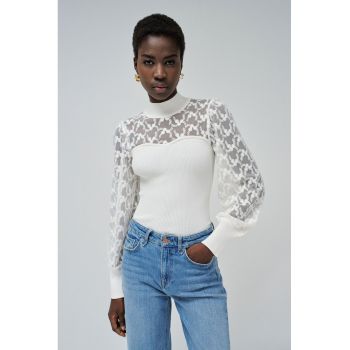 Bluza cu aspect semi-transparent
