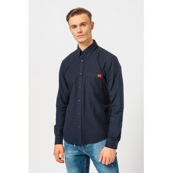 Camasa slim fit cu buzunar pe piept Evito