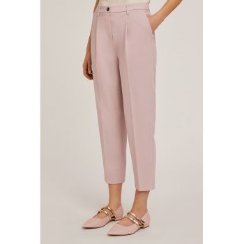 Pantaloni crop cu pliuri