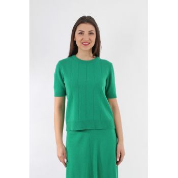 Pulover din casmir si lana cu decolteu la baza gatului