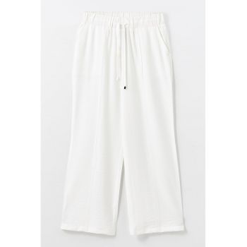 Pantaloni cu croiala dreapta si snur