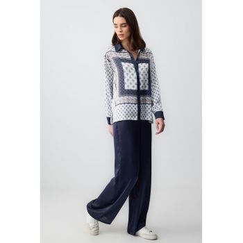 Pantaloni de satin cu croiala ampla
