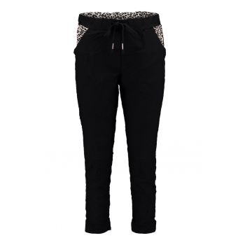 Pantaloni de trening cu garnituri cu animal print