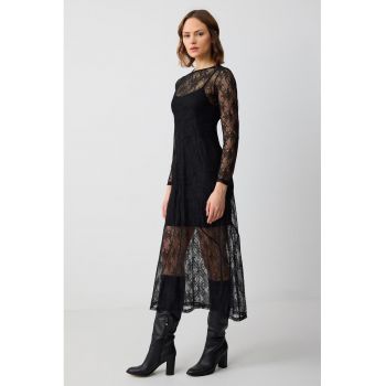 Rochie maxi cu strat exterior din dantela