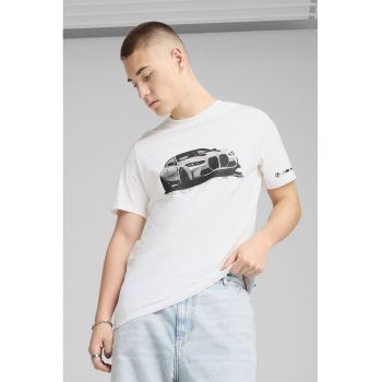 Tricou cu decolteu la baza gatului