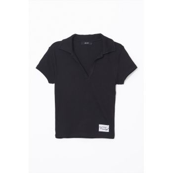 Tricou polo crop cu croiala cambrata