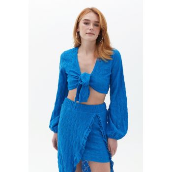 Bluza crop cu decolteu in V