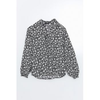 Bluza cu model floral si snururi la gat