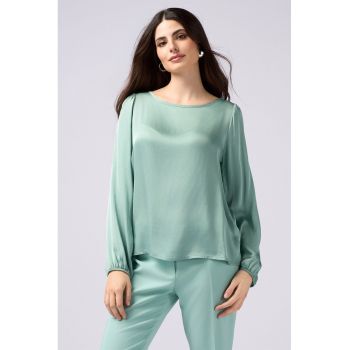 Bluza vaporoasa cu maneci lungi