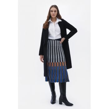 Fusta midi evazata cu model