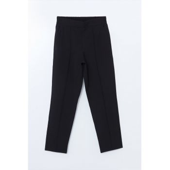 Pantaloni crop cu croiala dreapta