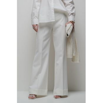 Pantaloni de trening cu croiala ampla si talie inalta