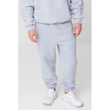 Pantaloni de trening regular fit Small Signature Essential