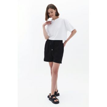 Pantaloni scurti cu snururi