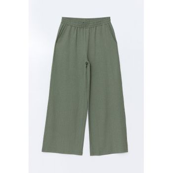 Pantaloni uni cu croiala ampla