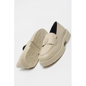 Pantofi loafer cu platforma si logo metalic