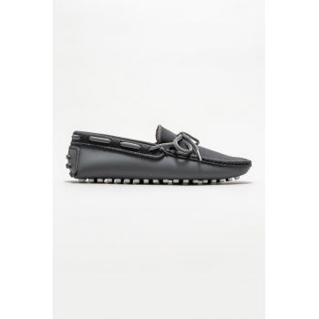 Pantofi loafer cu sireturi