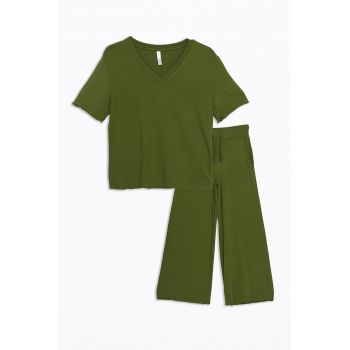 Pijama cu decolteu in V