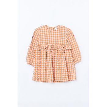 Rochie in carouri cu volane