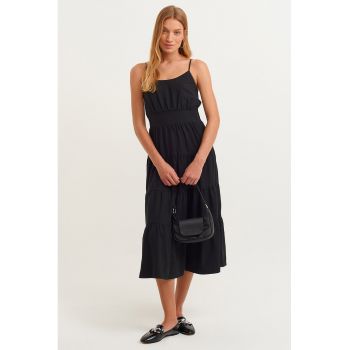 Rochie midi stratificata cu croiala in A