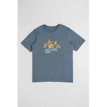 Tricou cu imprimeu si decolteu la baza gatului