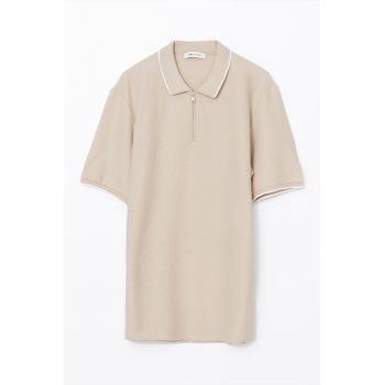 Tricou polo cu fenta cu fermoar