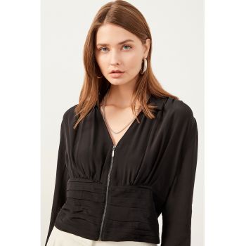 Bluza cu decolteu in V si fermoar
