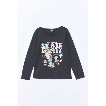Bluza cu imprimeu si decolteu la baza gatului
