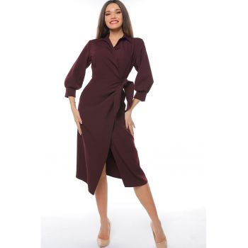 Rochie midi cu croiala petrecuta si slit frontal