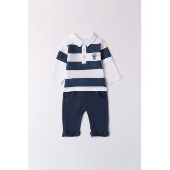 Set de pantaloni si bluza polo