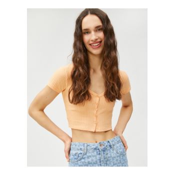Tricou crop cu nasturi