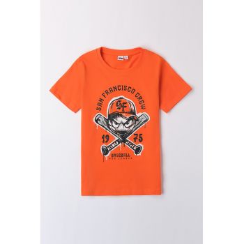 Tricou cu decolteu la baza gatului si imprimeu grafic