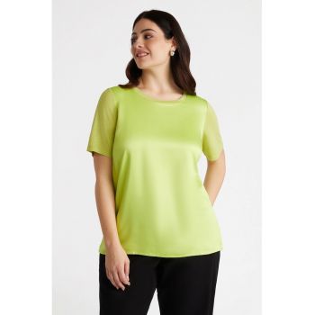 Tricou cu partea frontala de satin