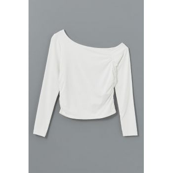 Bluza uni cu decolteu pe un umar