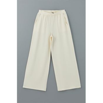 Pantaloni uni cu croiala ampla