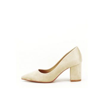 Pantofi bej cu toc gros Adelina 03 11360