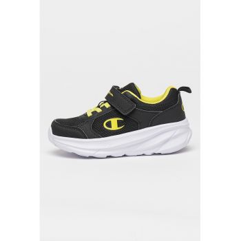 Pantofi sport cu inchidere velcro si insertii din plasa