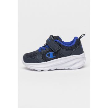 Pantofi sport cu inchidere velcro si segmente din material sintetic