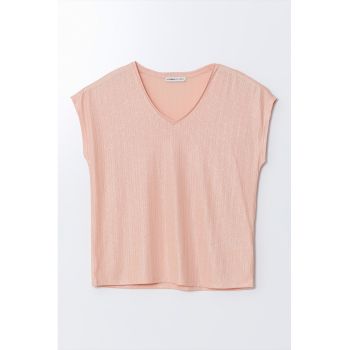 Tricou cu decolteu in V si aspect stralucitor