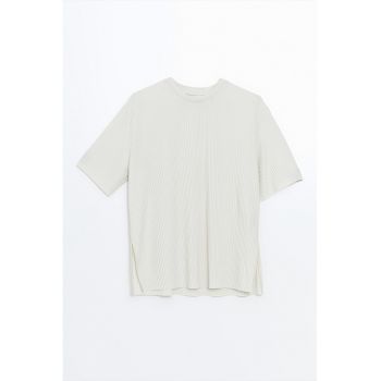 Tricou striat cu decolteu rotund