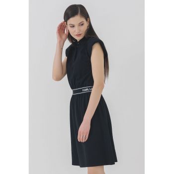 Rochie mini evazata cu guler polo