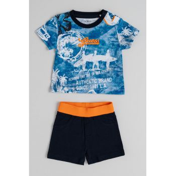 Set de tricou cu imprimeu grafic si pantaloni scurti - 2 piese