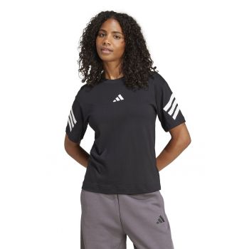 Tricou cu decolteu la baza gatului si detalii logo